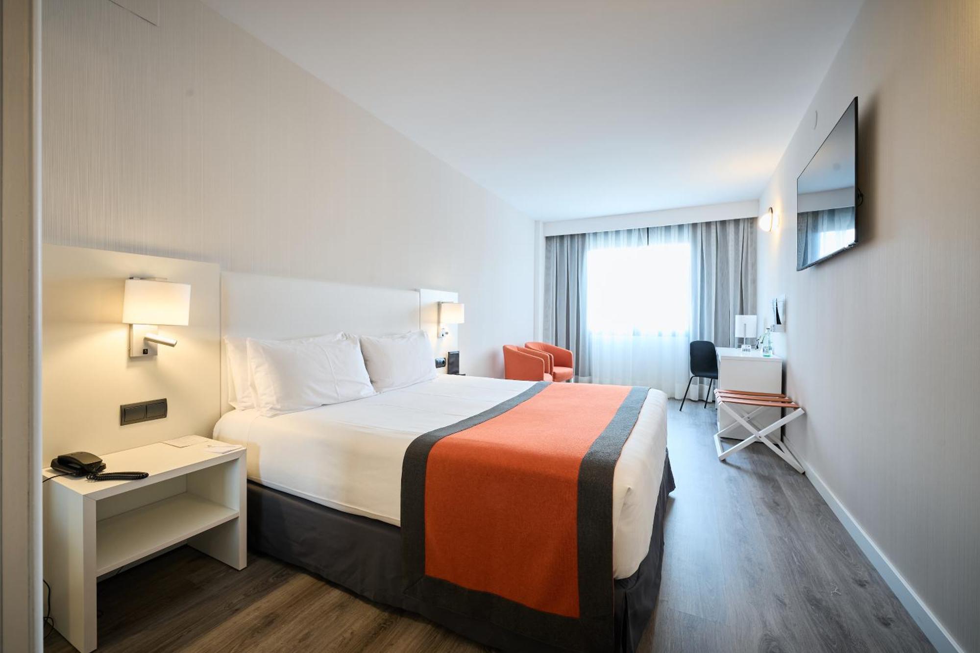 Premium Double or Twin Room,1273132327:JPEG